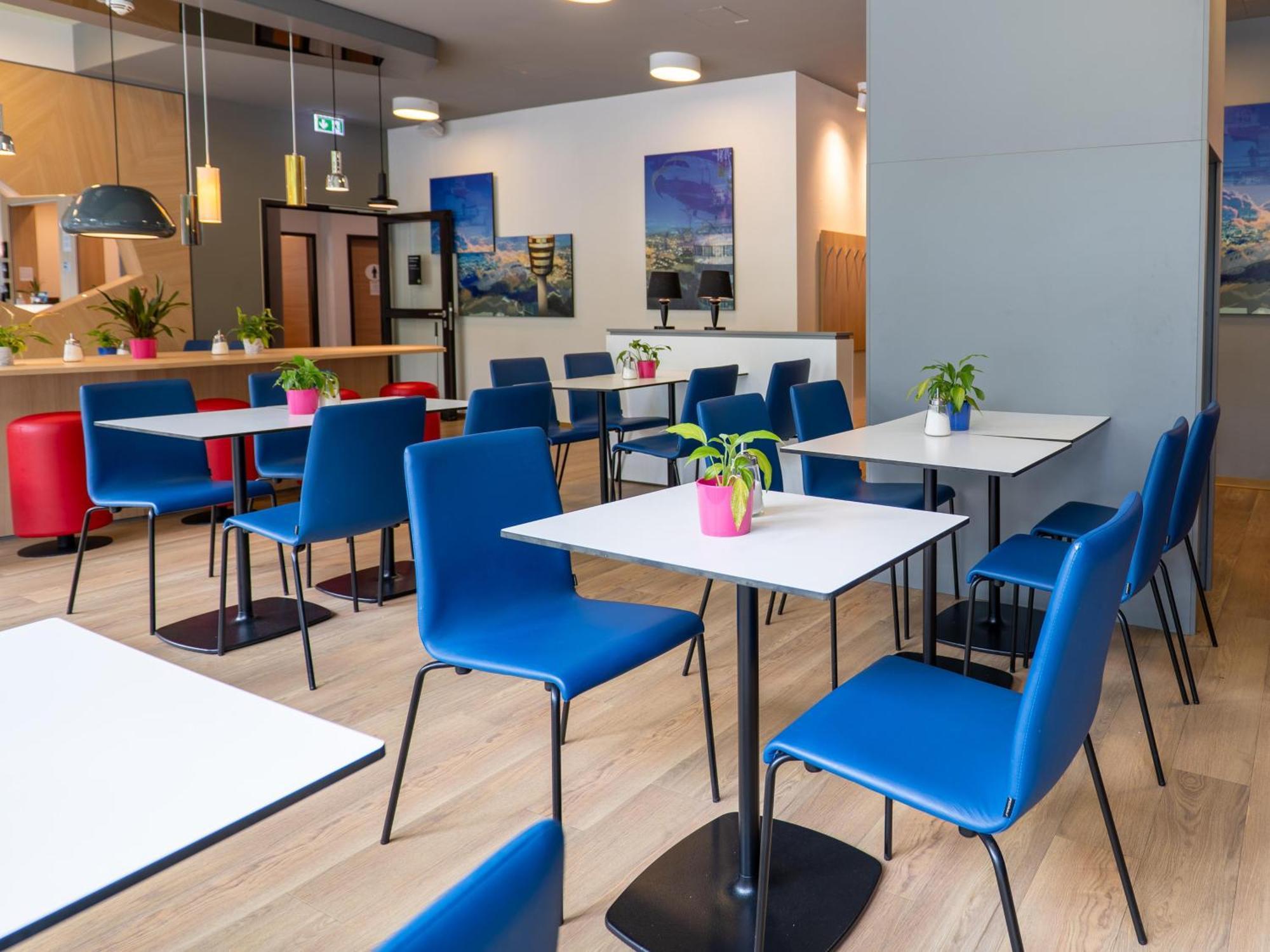 Hotel Stuttgart-airport/messe 3*